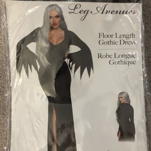 Morticia Addams costume. Wig included